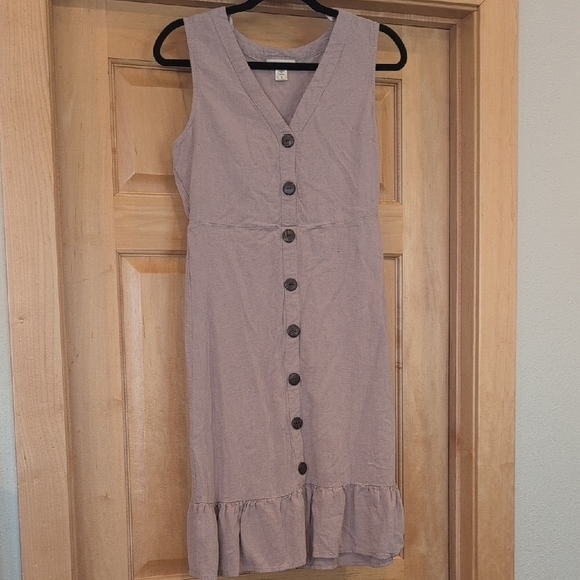 Monteau Los Angeles Dresses & Skirts - Elegant Sleeveless Button-Down Midi Dress